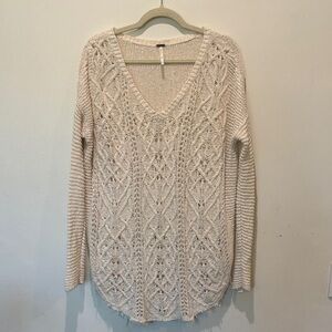 Like New Free People Cross My Heart Sweater in Size Large 100% Cotton